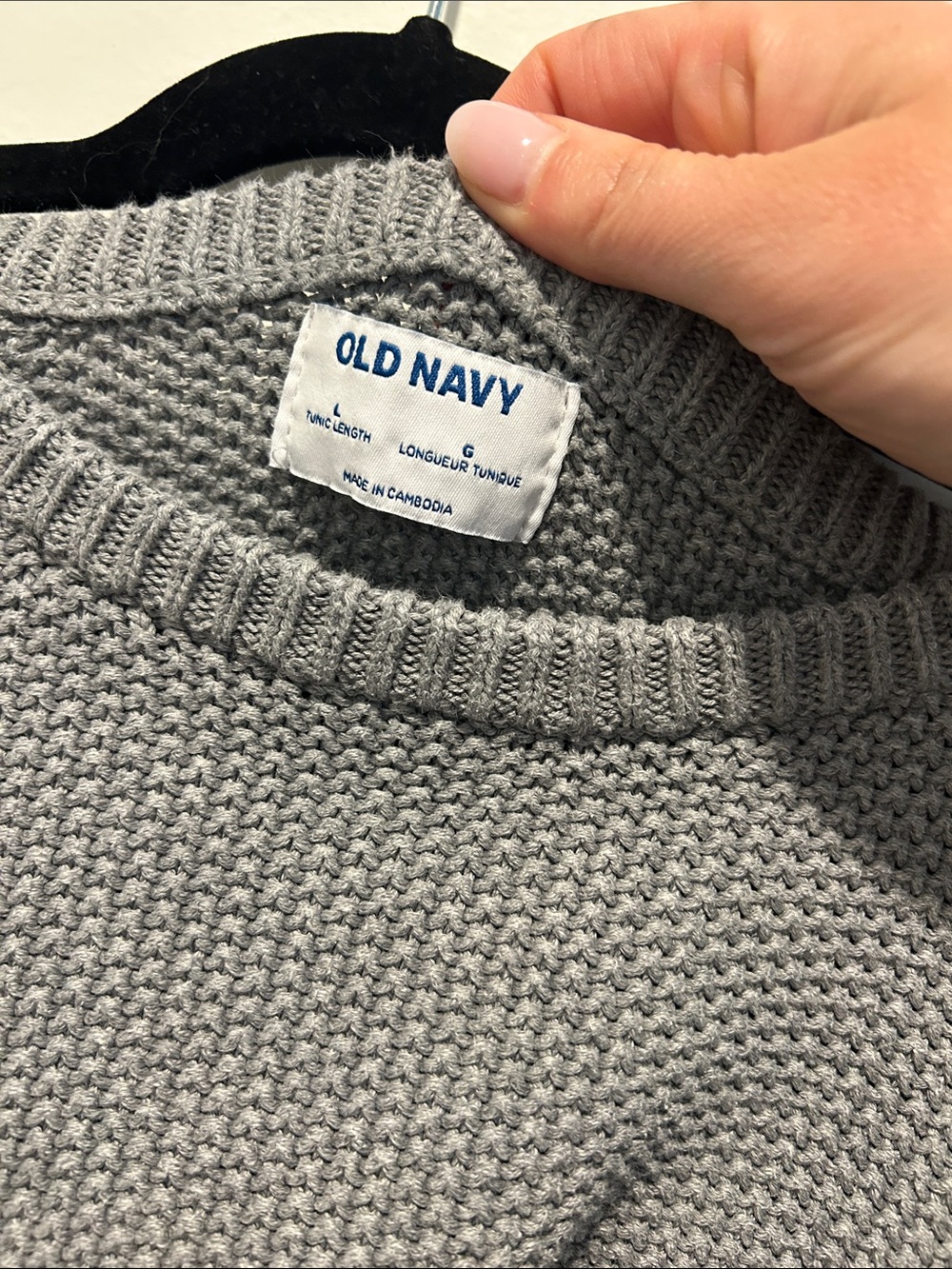Old Navy Light Gray Scoop-Neck Textured Knit Sweater - Picture 2 of 4